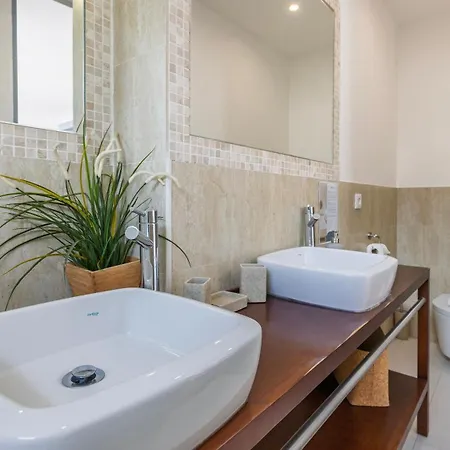 Classic & Super By Lovelystay