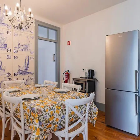 Apartment Classic & Super By Lovelystay Lisbon